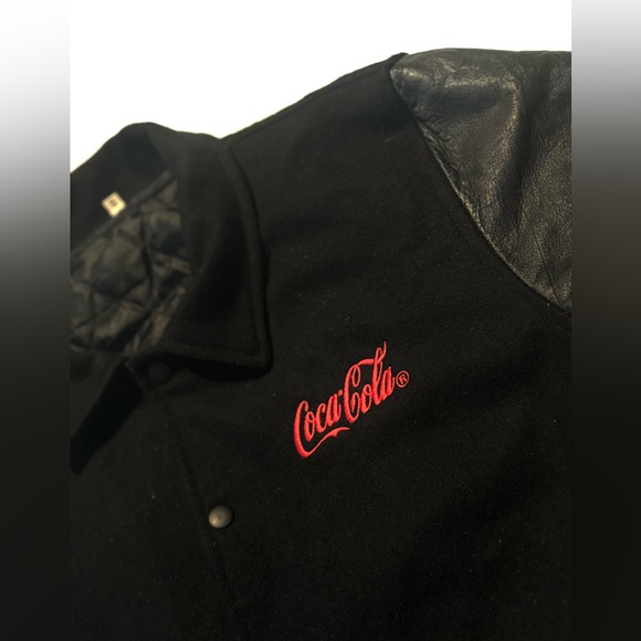 1980s Vintage CocaCola Bomber - Picture 3 of 3
